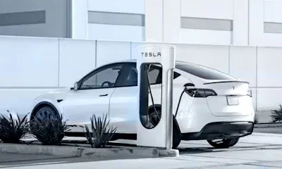 2025 Tesla Model Y Charging Station 2025 Tesla Model Y Changing Station