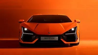 2024 Lamborghini Revuelto 2024 Lamborghini Revuelto