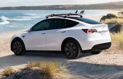 2025 Tesla Model Y 2025 Tesla Model Y