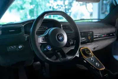 Maserati Maserati GT2 Stradale Entertainment and Technology