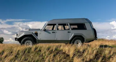 1986 Lamborghini LM002 Wagon 1986 Lamborghini LM002 Wagon
